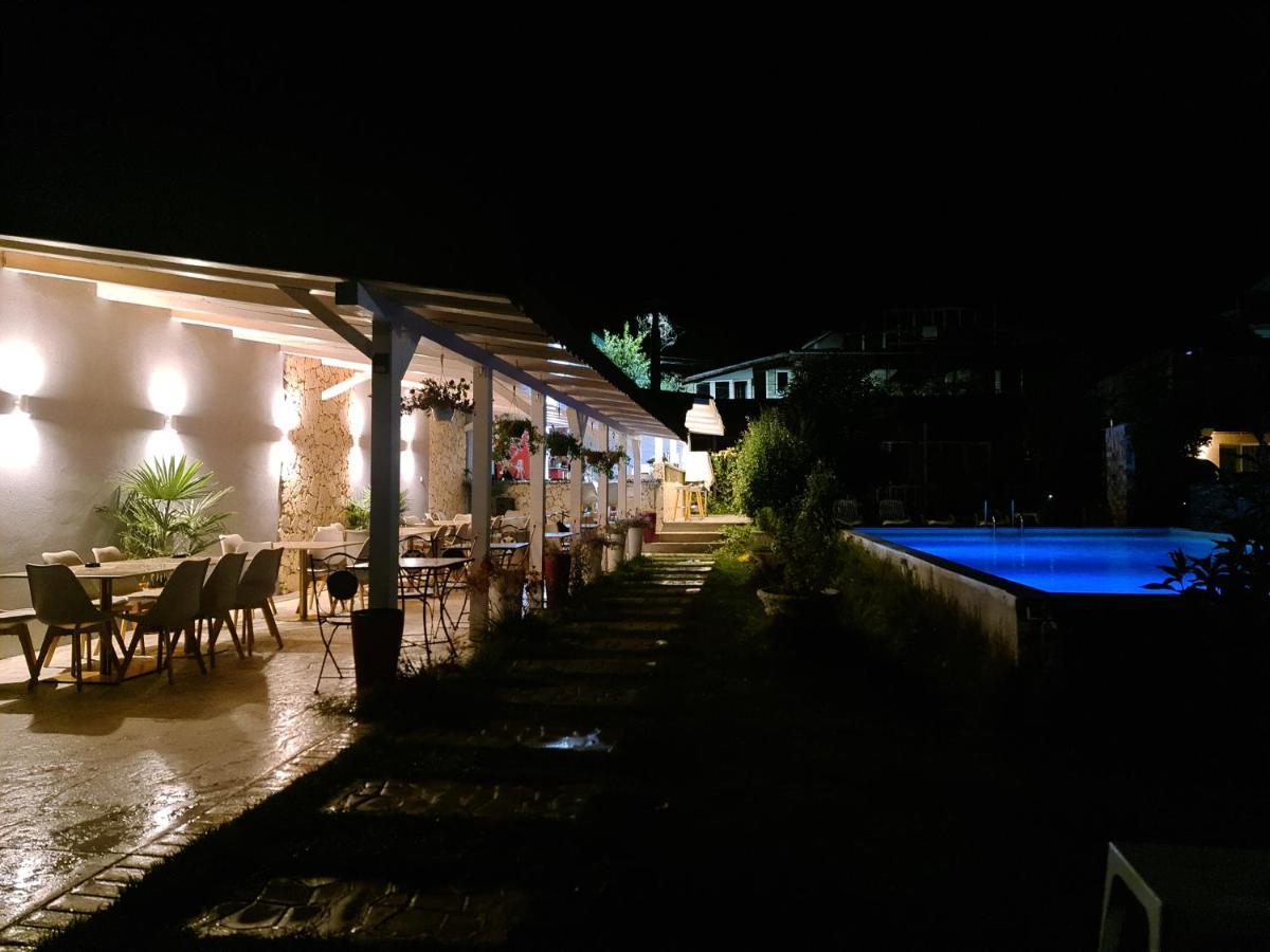 Casa Wanted Orsova Orşova Exterior foto