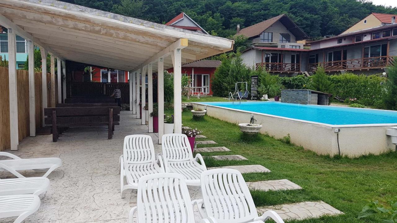 Casa Wanted Orsova Orşova Exterior foto
